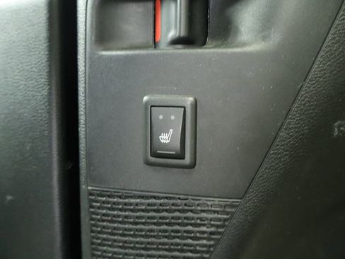Used 2017 Chrysler Pacifica Limited FWD image 21