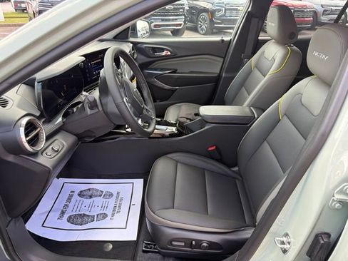 New 2026 Chevrolet Trax ACTIV FWD image 11