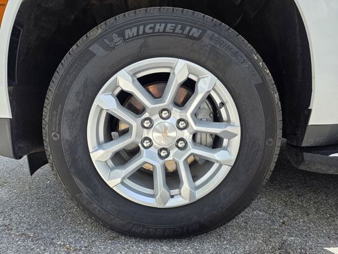 Used 2025 Chevrolet Tahoe LT AWD/4WD image 28