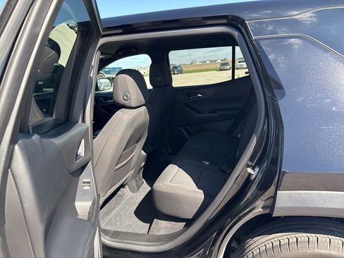 Used 2025 Chevrolet Equinox LT image 23