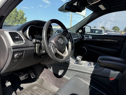 Used 2015 Jeep Grand Cherokee High Altitude AWD/4WD image 15