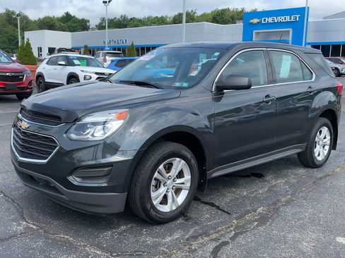 Certified 2017 Chevrolet Equinox LS FWD image 4