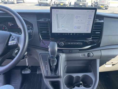 Used 2024 Ford Transit 350 XLT image 13