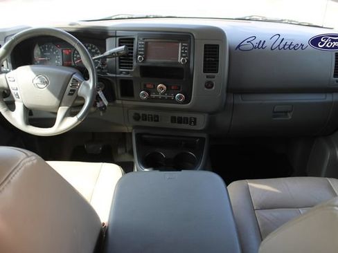Used 2019 Nissan NV 3500 SL RWD image 11