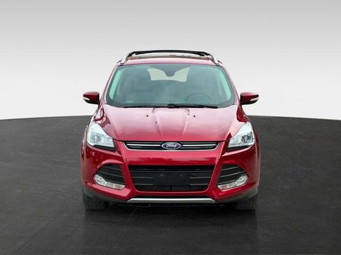 Used 2015 Ford Escape Titanium image 2