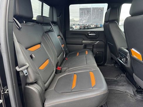 Used 2022 GMC Sierra 2500 AT4 w/ AT4 Preferred Package image 17