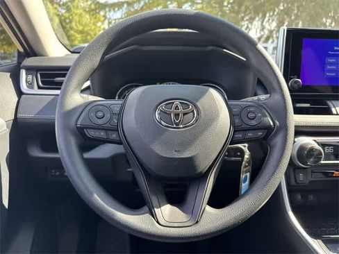 Used 2025 Toyota RAV4 LE image 18