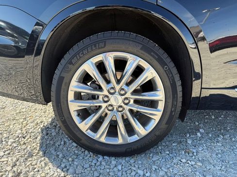 Certified 2023 Cadillac XT6 Premium Luxury FWD image 16