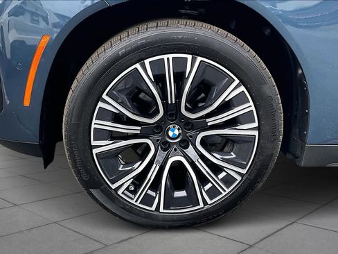 Certified 2025 BMW X3 xDrive30i w/ Premium Package image 11