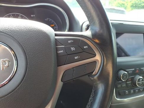Used 2021 Jeep Grand Cherokee Freedom Edition AWD/4WD image 21
