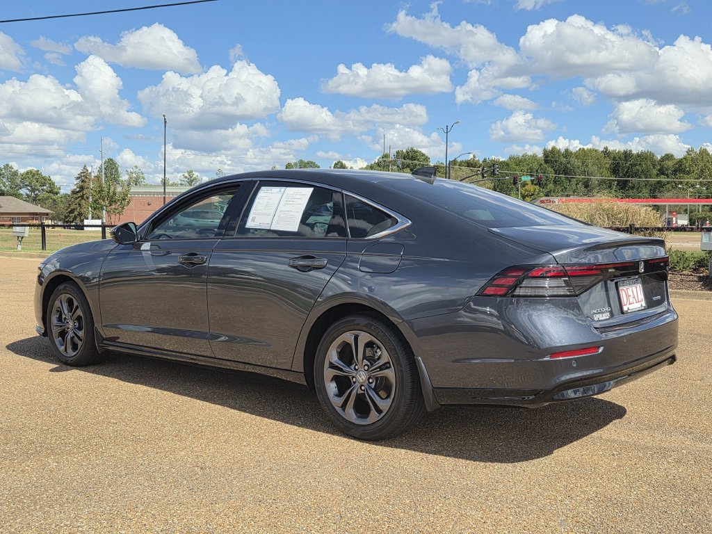 Certified 2025 Honda Accord EX-L image 7