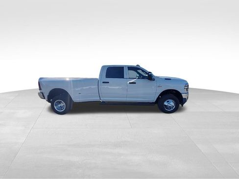 New 2026 RAM 3500 Tradesman image 21