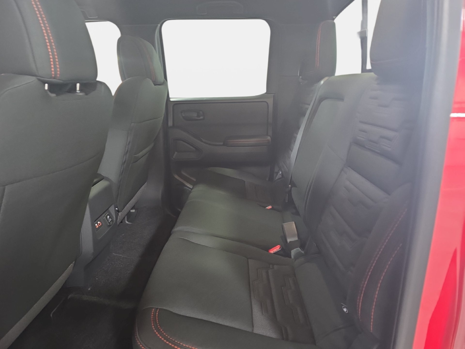 New 2027 Nissan Frontier PRO-4X w/ Pro Convenience Package AWD/4WD image 13