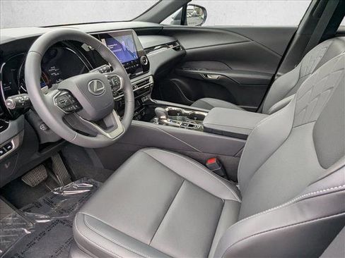 Used 2025 Lexus RX 350 FWD w/ Technology Package image 16