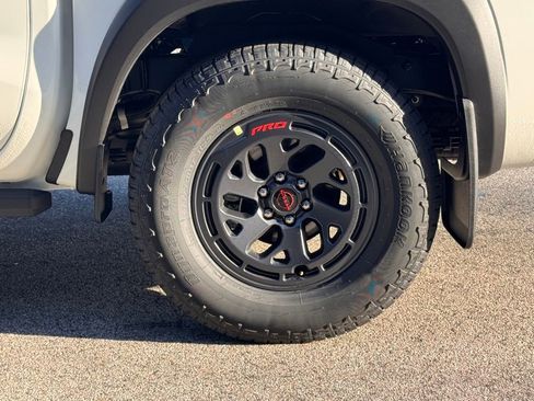 New 2026 Nissan Frontier Pro-X image 8