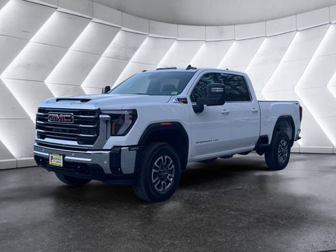 New 2026 GMC Sierra 3500 SLE w/ SLE Value Package image 2