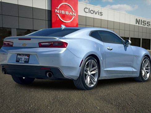 Used 2017 Chevrolet Camaro LT RWD image 3