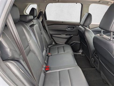 Used 2021 Nissan Rogue SL image 16