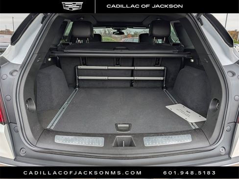 Used 2025 Cadillac XT5 Premium Luxury image 27