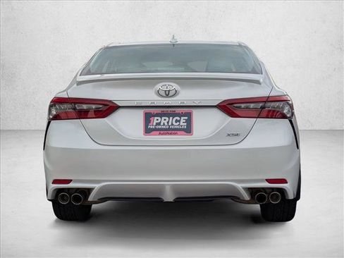 Used 2022 Toyota Camry XSE image 6