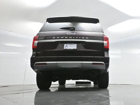 Used 2024 Ford Expedition XLT RWD image 62