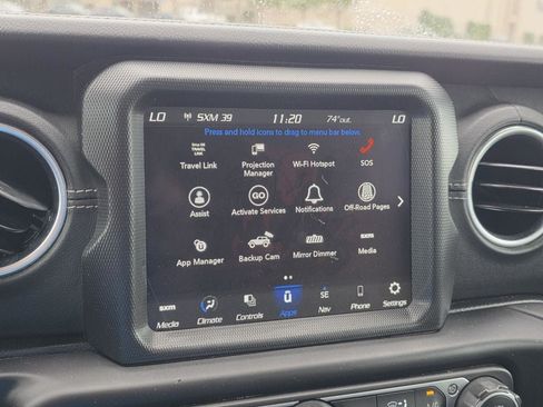 Used 2023 Jeep Wrangler Unlimited Sahara AWD/4WD image 19