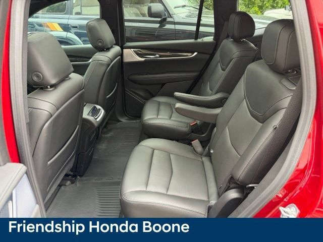 Used 2024 Cadillac XT6 Sport w/ Technology Package AWD/4WD image 46