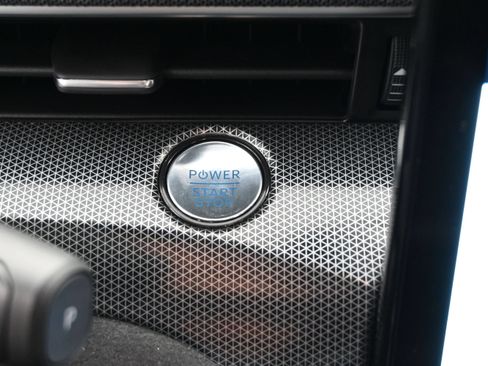Used 2025 Ford Mustang Mach-E GT AWD/4WD image 19