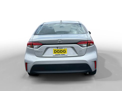 Used 2024 Toyota Corolla LE FWD image 4