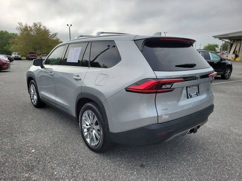 Certified 2024 Toyota Grand Highlander Platinum image 12