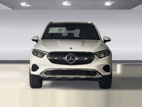 Used 2026 Mercedes-Benz GLC 300 4MATIC image 5