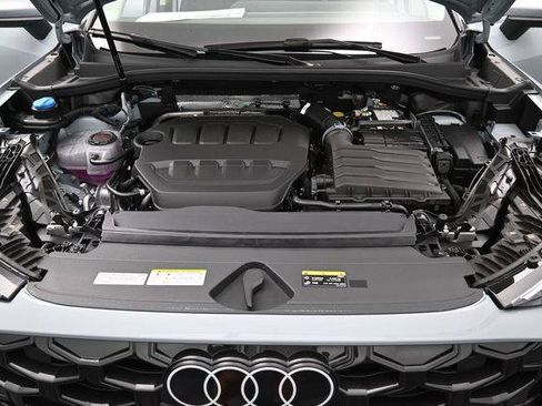 Used 2026 Audi Q3 quattro 2.0T w/ Driver Assistance Package AWD/4WD image 15