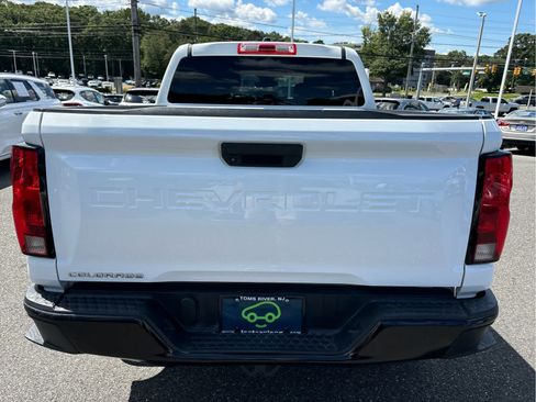 Certified 2023 Chevrolet Colorado W/T RWD image 26