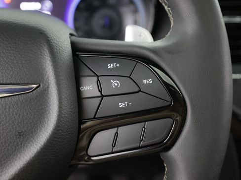 Used 2022 Chrysler 300 S RWD image 27