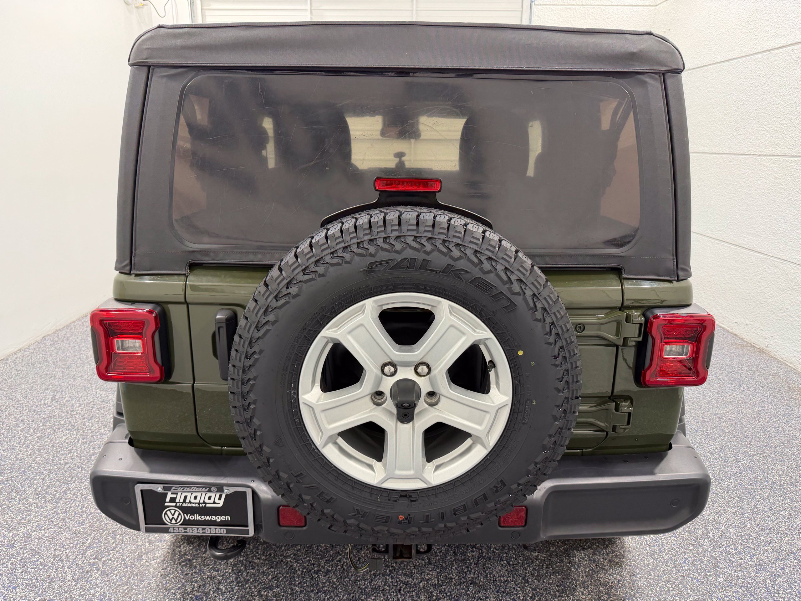 Used 2021 Jeep Wrangler Sport AWD/4WD image 5