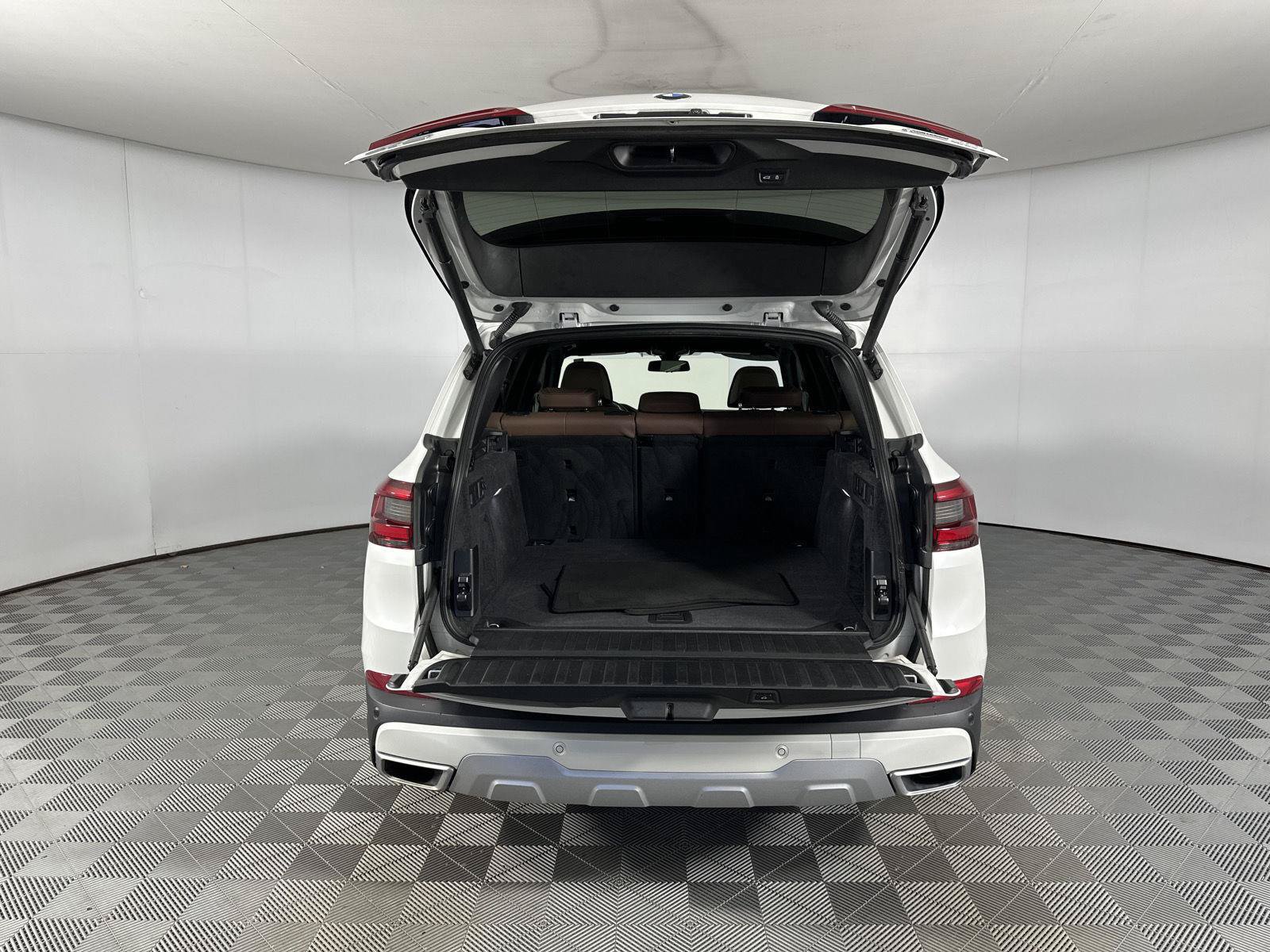 Used 2020 BMW X5 xDrive40i w/ Premium Package AWD/4WD image 25