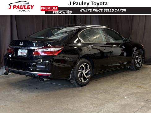 Used 2016 Honda Accord LX image 24