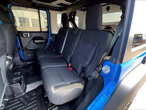 Used 2021 Jeep Wrangler Unlimited Sport S image 28