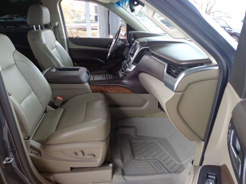 Used 2015 Chevrolet Suburban LTZ image 16