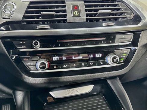 Used 2019 BMW X4 xDrive30i AWD/4WD image 16