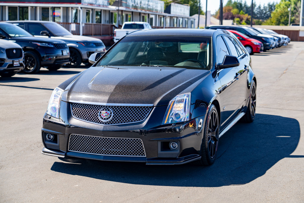 Used 2012 Cadillac CTS V RWD image 4