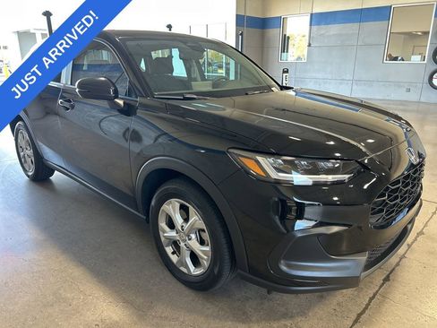 Certified 2023 Honda HR-V LX image 2