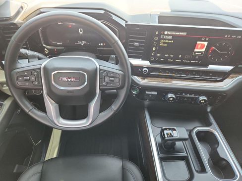Certified 2026 GMC Sierra 1500 Elevation w/ Elevation Premium Package AWD/4WD image 11