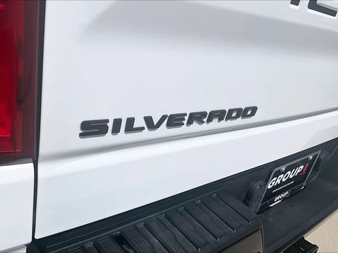 Used 2021 Chevrolet Silverado 1500 LT Trail Boss w/ Convenience Package II AWD/4WD image 29