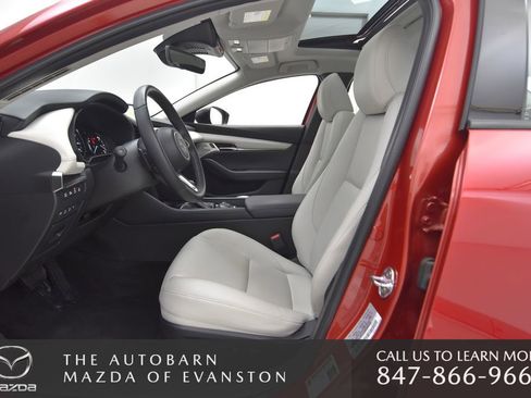 Certified 2025 MAZDA MAZDA3 2.5 Turbo Sedan w/Premium Plus image 27