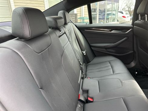 Used 2019 BMW 530e w/ Convenience Package RWD image 25