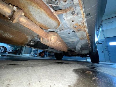 Used 2001 Ford Escape XLS image 17