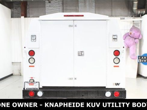 Used 2020 GMC Savana 3500 w/ Power Convenience Package image 22