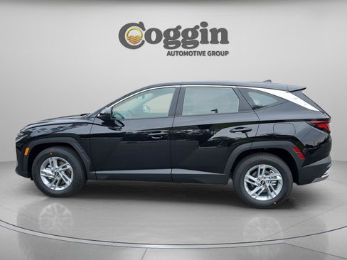 New 2026 Hyundai Tucson SE image 3