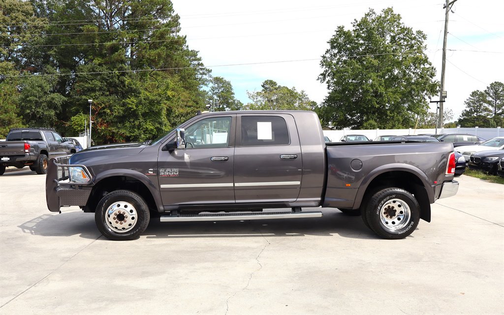Used 2014 RAM 3500 Laramie w/ Protection Group AWD/4WD image 4